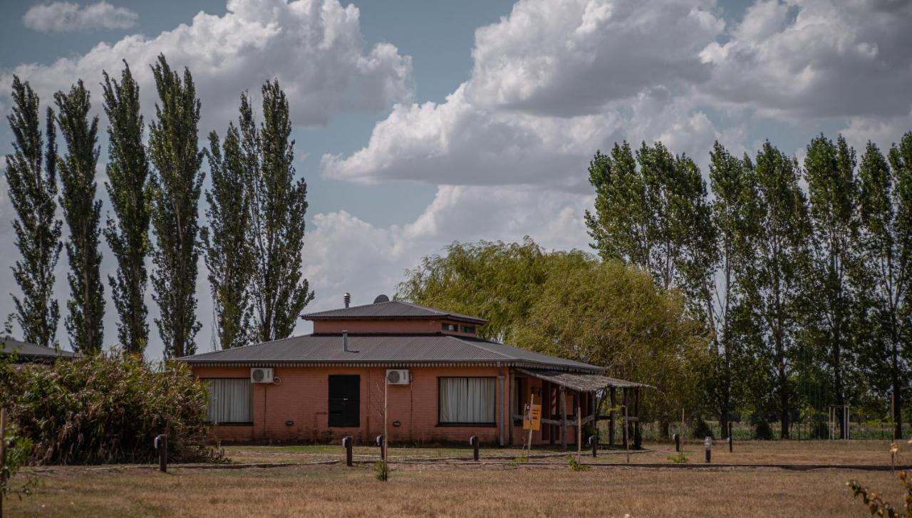 Pampas Del Sur Hotel Y Spa De Campo Canuelas Exterior photo